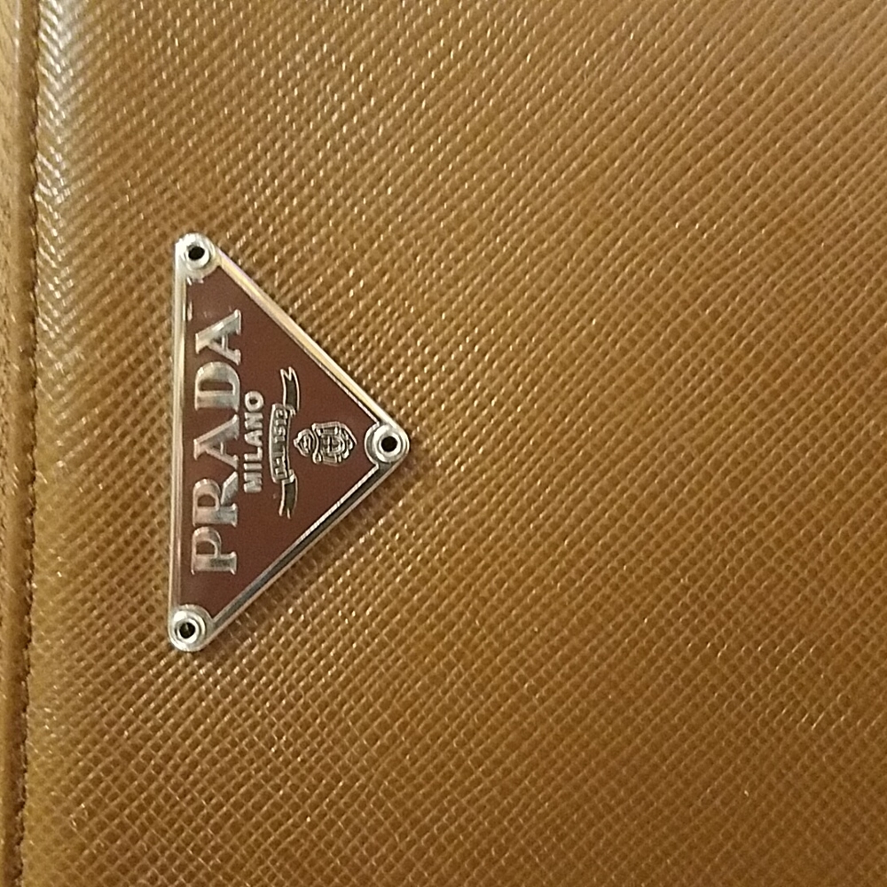 PRADA BROWN BIFOLD ZIP AROUND WALLET AUTHENTIC - Picture 2 of 15